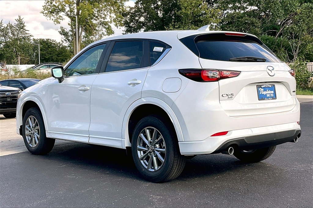 2025 Mazda CX-5 2.5 Select photo 3