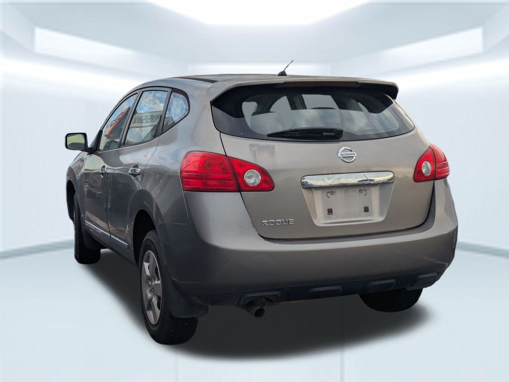 2012 Nissan Rogue S photo 3