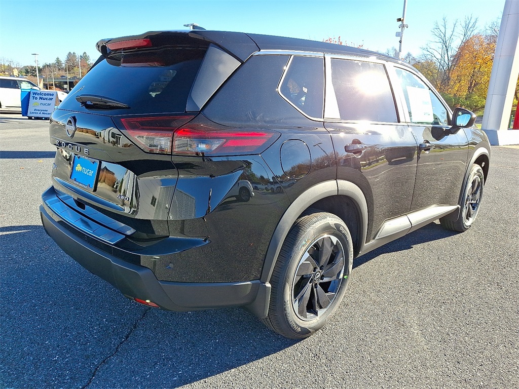 2026 Nissan Rogue SV photo 4
