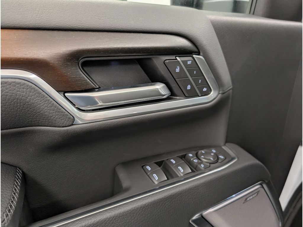 2025 Gmc Sierra 2500 HD Denali photo 2