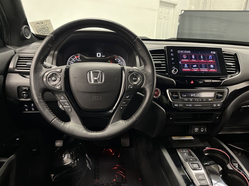 2021 Honda Ridgeline Black Edition photo 5