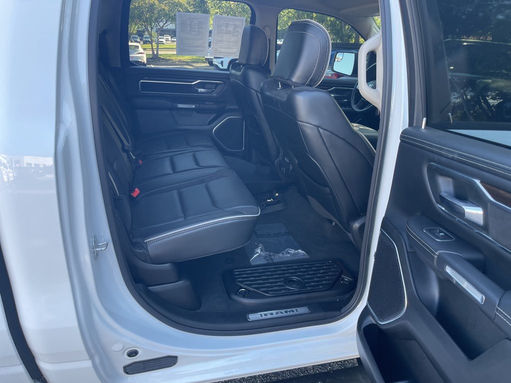 2022 Ram 1500 Laramie photo 7