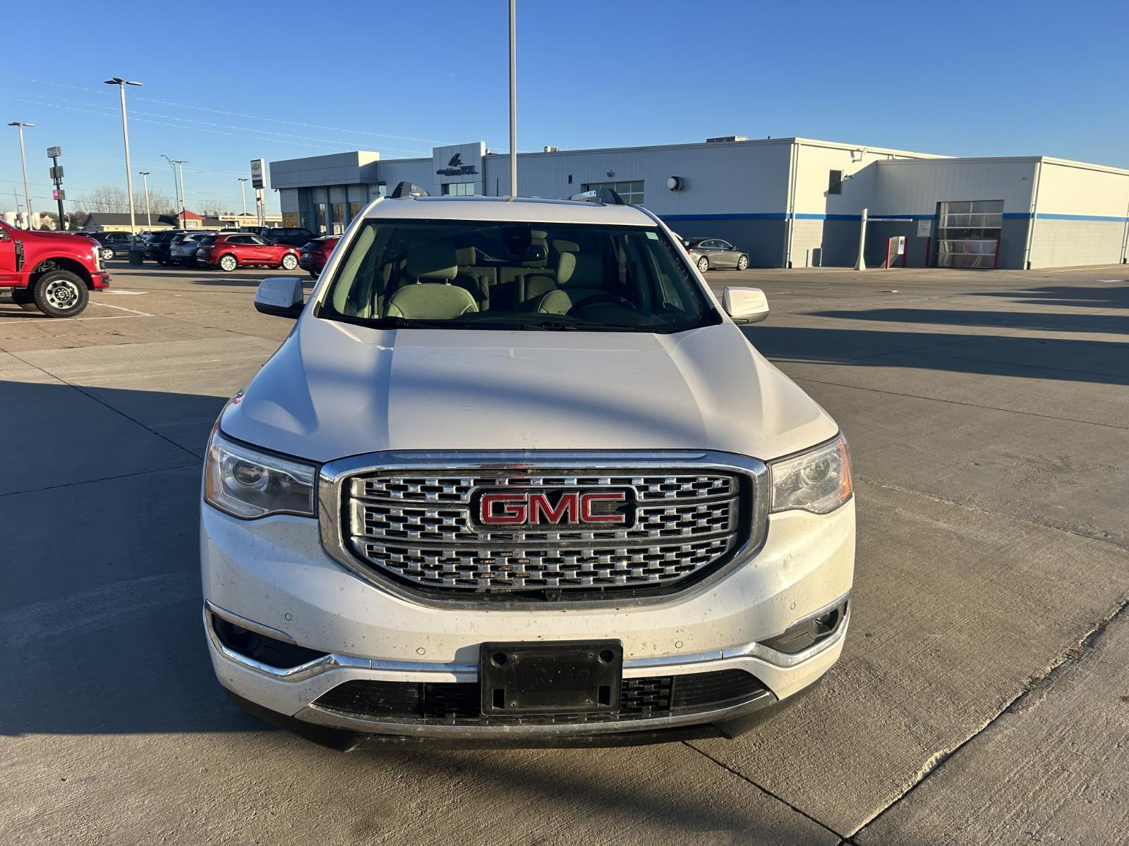2017 Gmc Acadia Denali photo 2