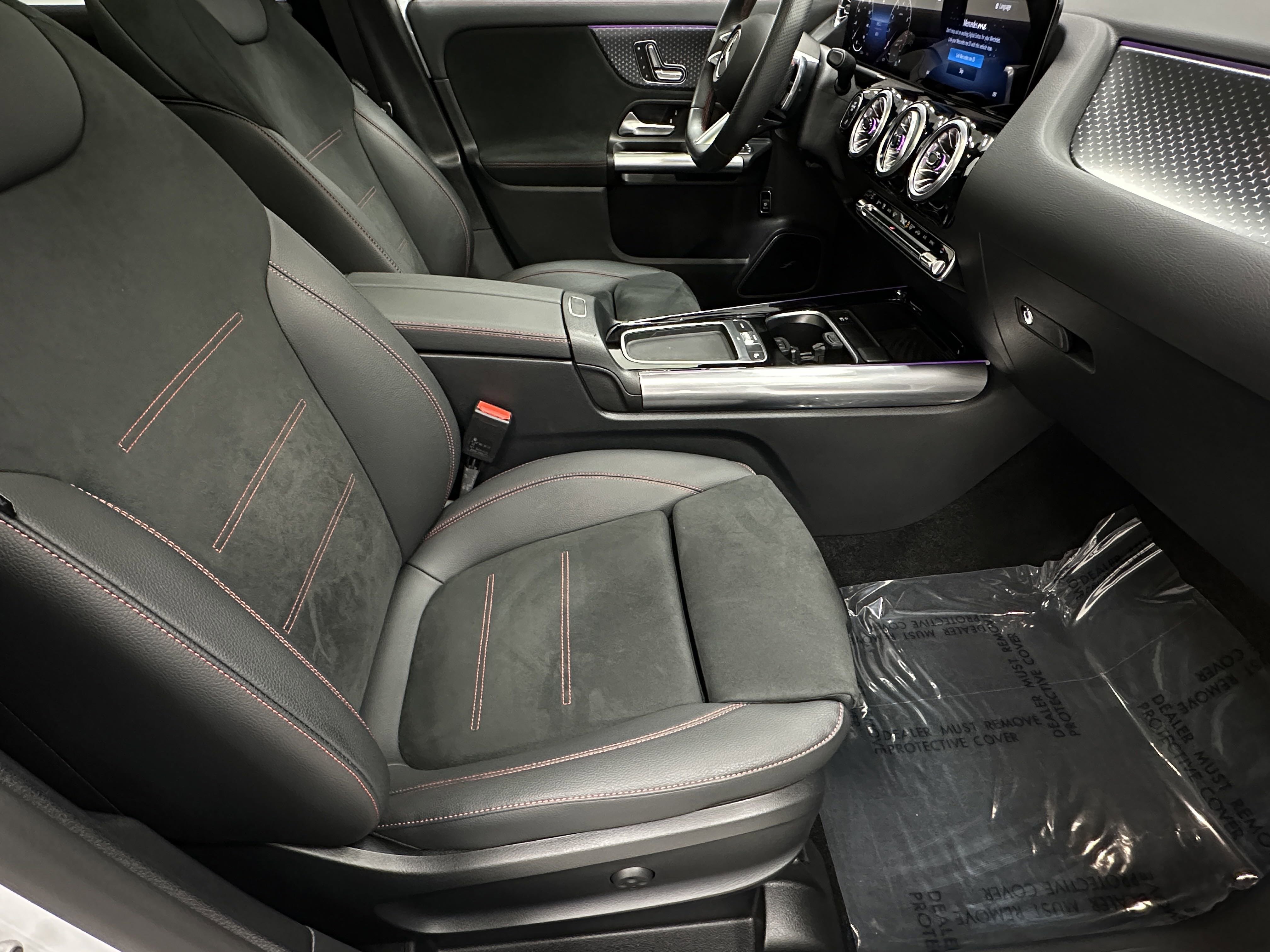 2024 Mercedes Benz GLA 4MATIC 250 photo 13
