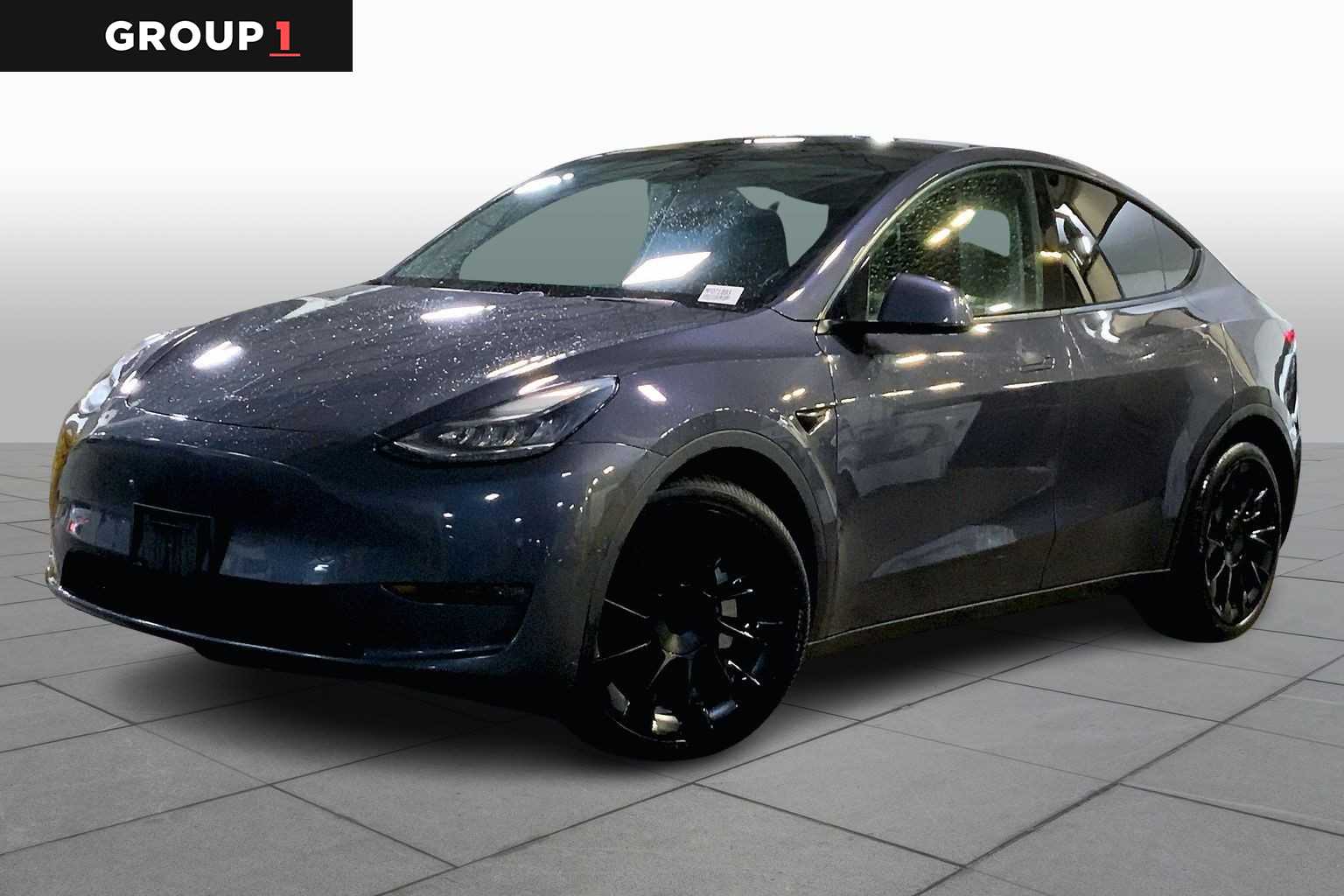 2021 Tesla Model Y Long Range's photo