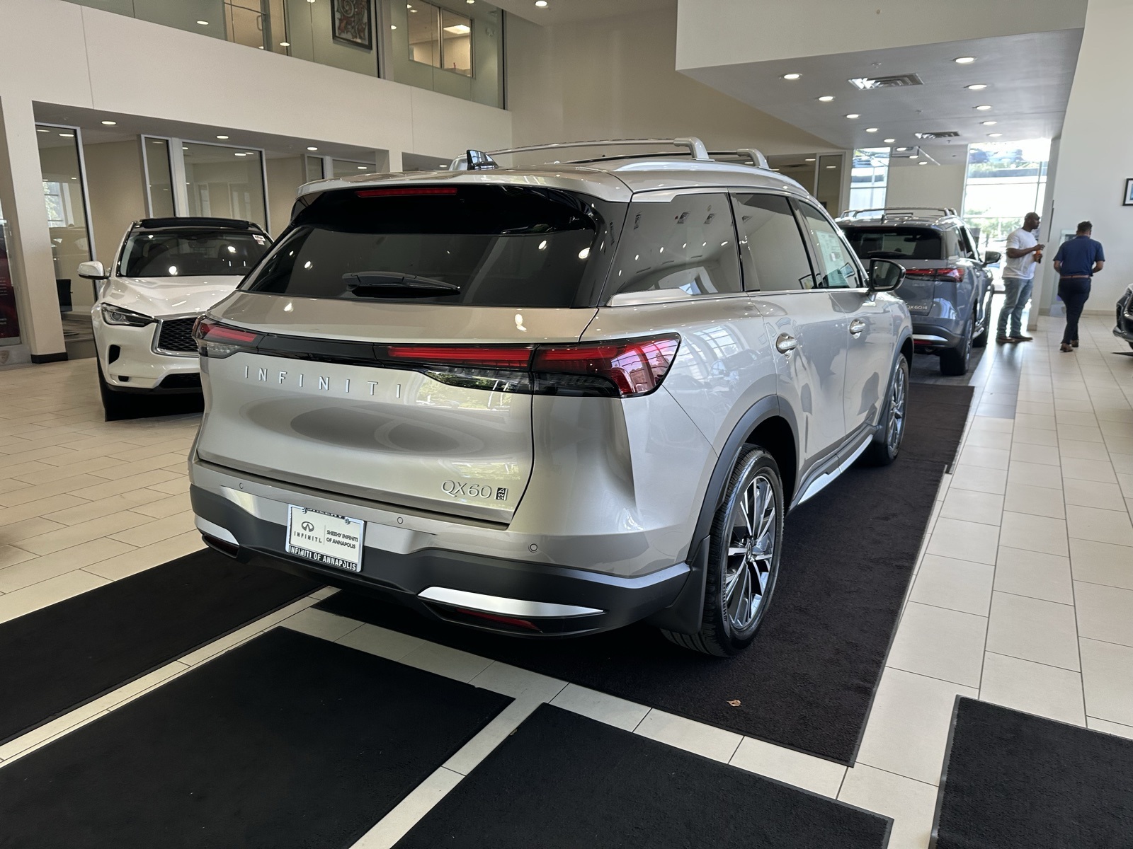 2026 Infiniti QX60 Luxe photo 7