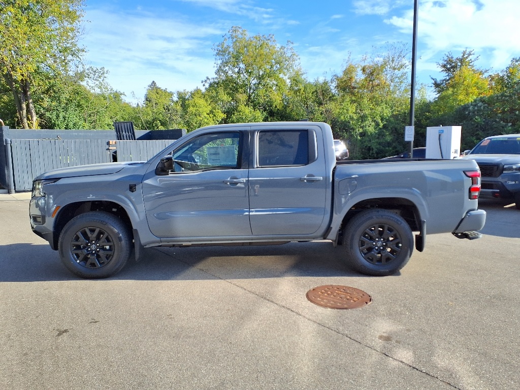 2026 Nissan Frontier Crew Cab SV photo 3