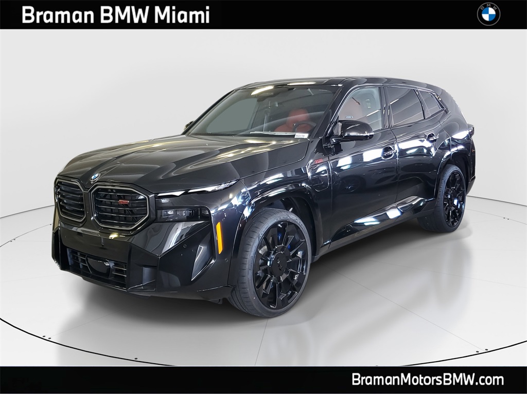 2026 BMW XM Base's photo