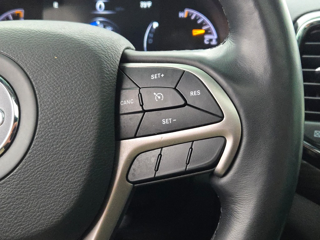 2022 Jeep Cherokee Laredo X photo 33