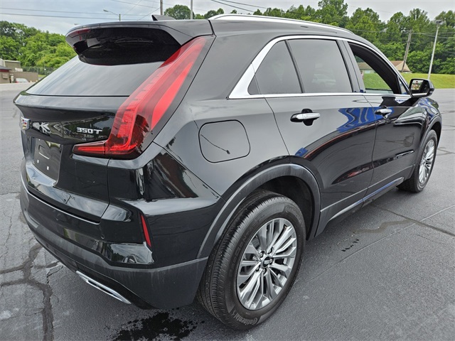2024 Cadillac XT4 Premium Luxury photo 2