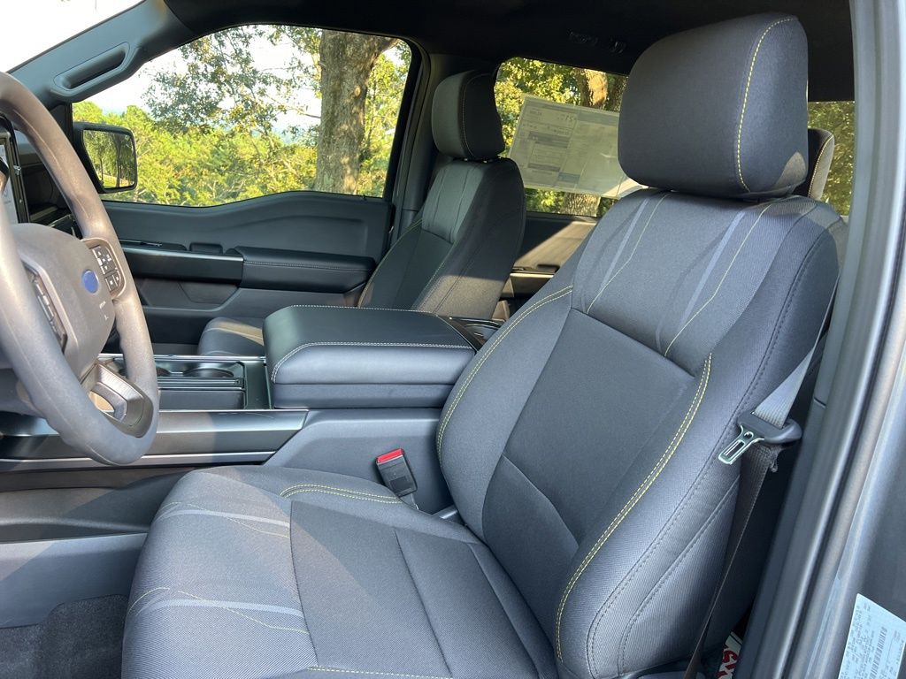 2025 Ford F-150 STX photo 11