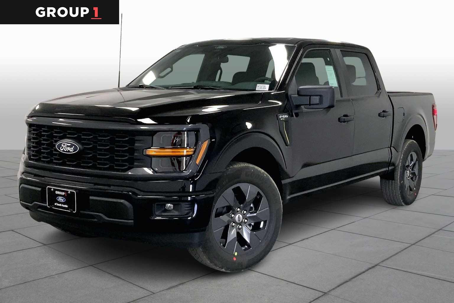 2025 Ford F-150 STX's photo