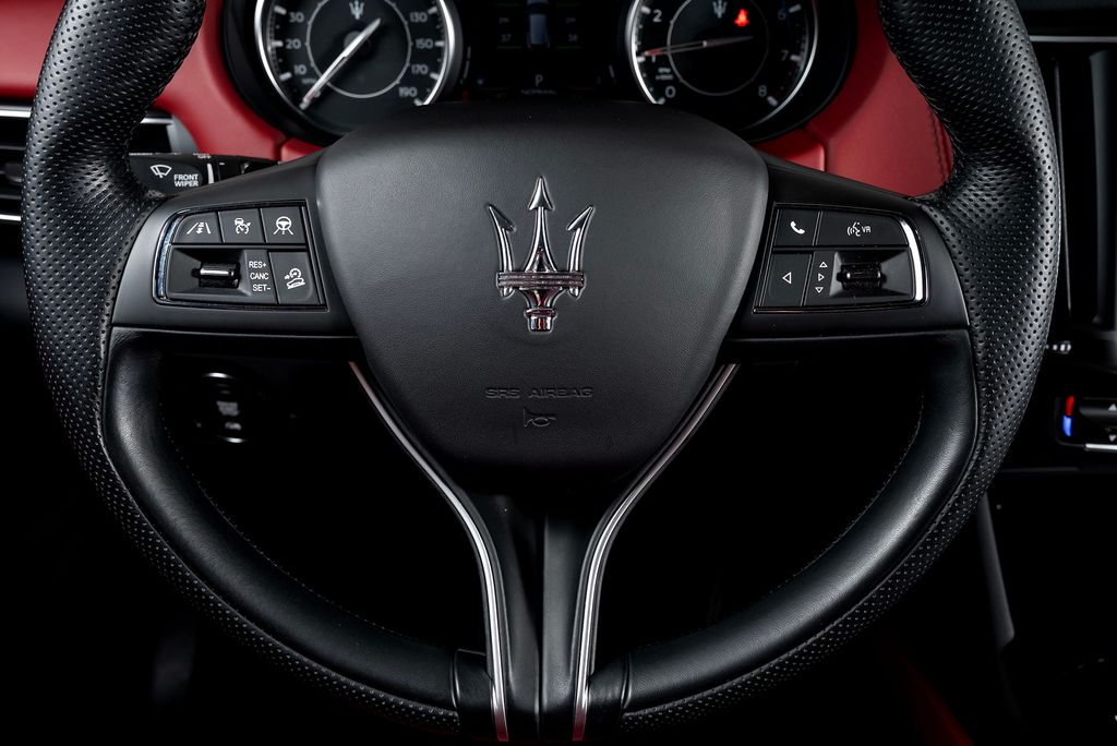 2022 Maserati Levante GT photo 36