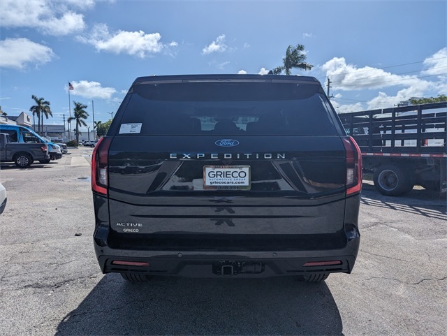 2025 Ford Expedition photo 11