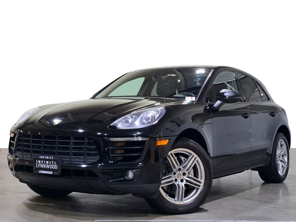 2016 Porsche Macan S's photo