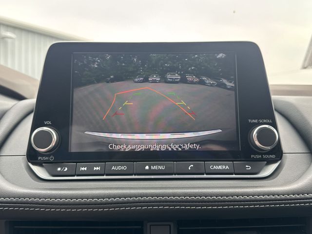 2023 Nissan Rogue SV photo 8
