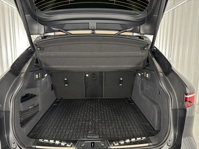 2025 Jaguar F-PACE P400 R-Dynamic S photo 27
