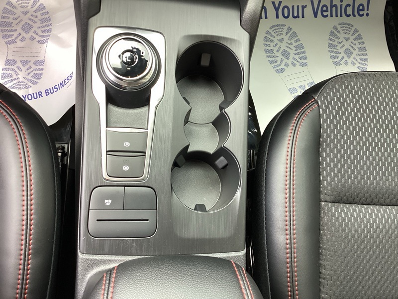 2025 Ford Escape Hybrid ST-Line Select photo 33