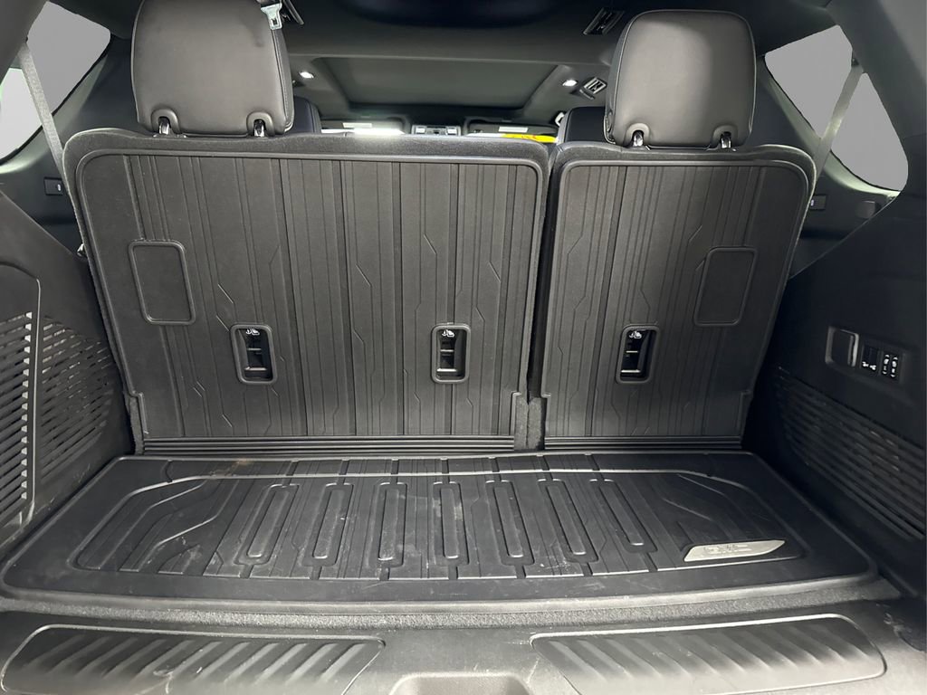 2023 Gmc Yukon SLT photo 10