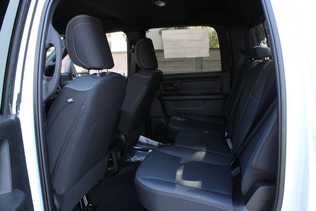 2024 Ram 2500 Tradesman photo 4