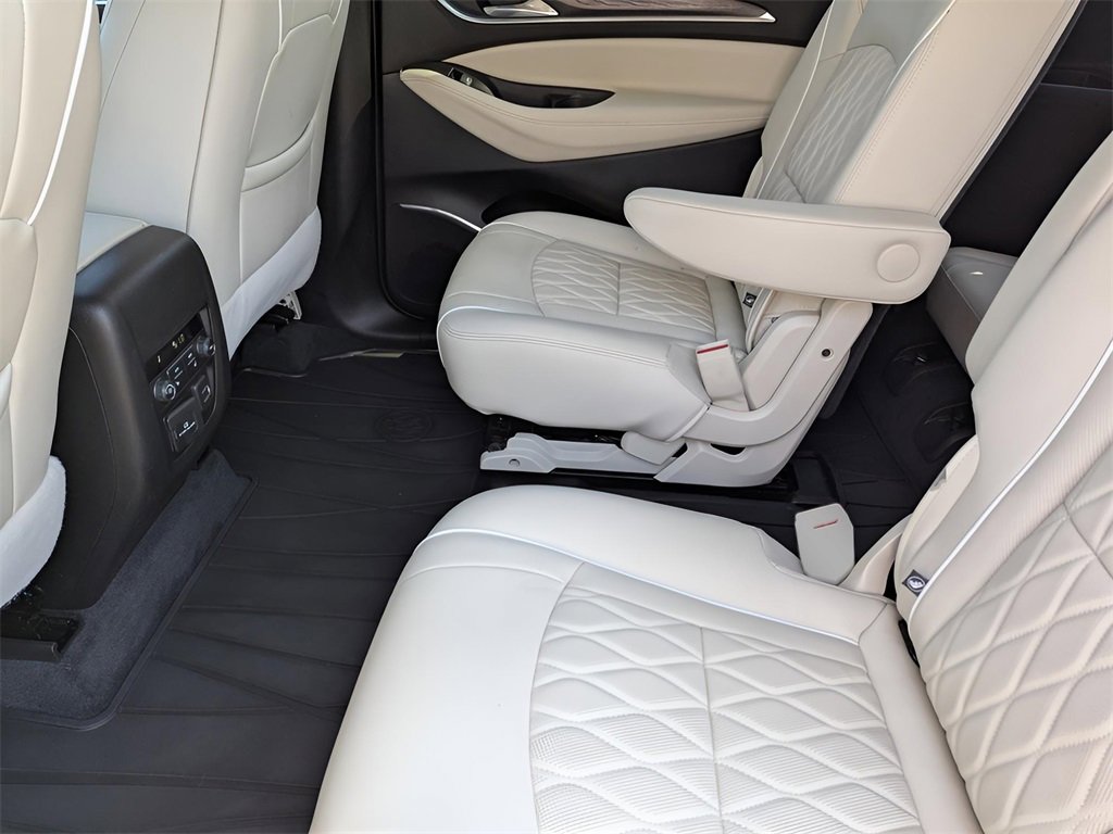 2023 Buick Enclave Avenir photo 21