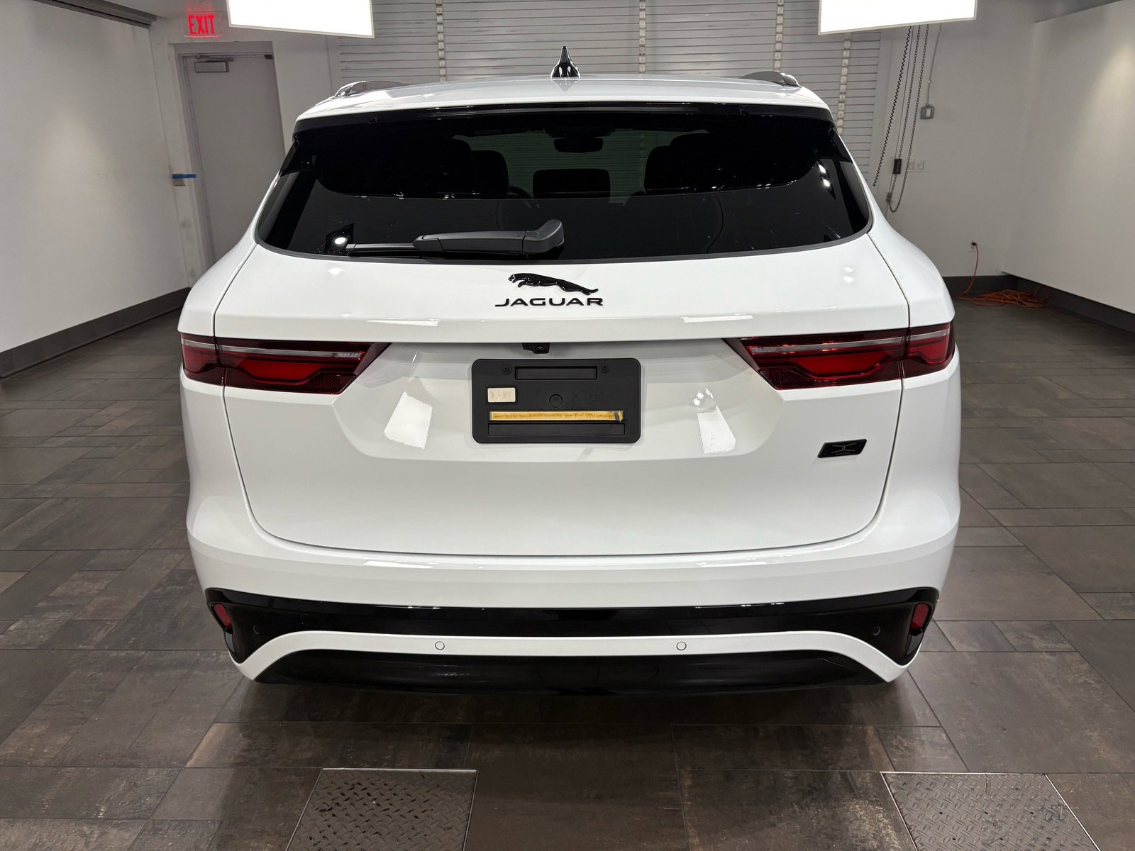 2026 Jaguar F-PACE R-Dynamic S P250 photo 4