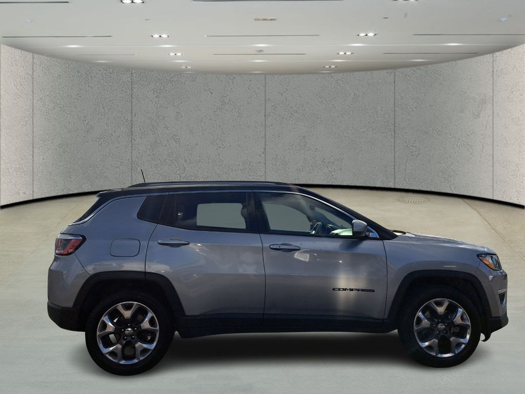 2019 Jeep Compass Limited photo 4