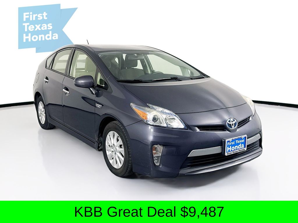 2014 Toyota Prius Plug-In Advanced's photo