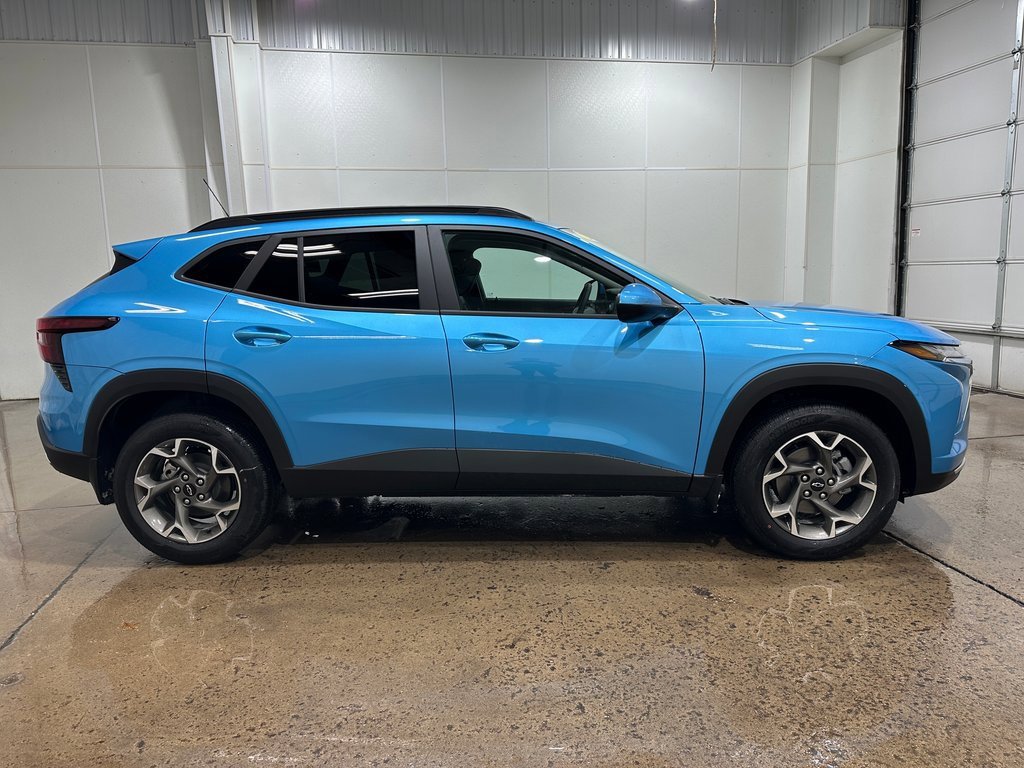 2026 Chevrolet Trax LT photo 3