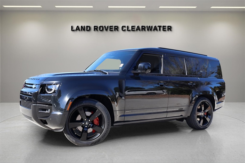 2023 Land Rover Defender X's photo