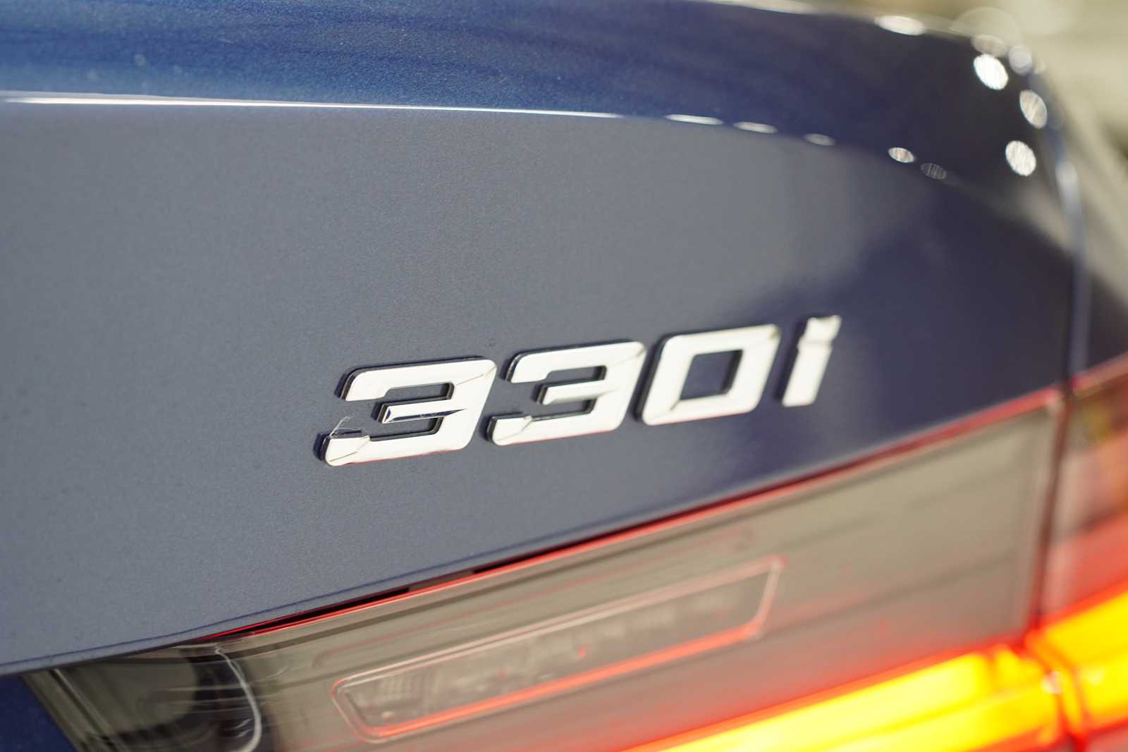 2023 Bmw 330i photo 9
