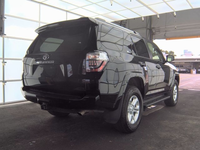 2024 Toyota 4Runner SR5 Premium photo 2