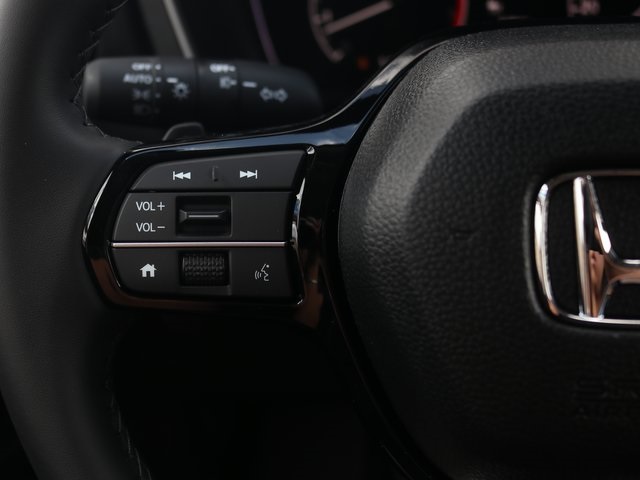 2025 Honda Pilot Touring photo 13