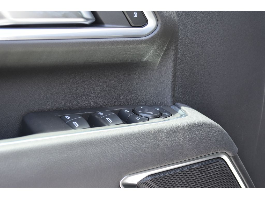 2025 Chevrolet Silverado 2500HD LT photo 13