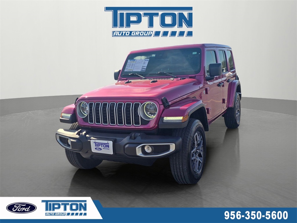 2024 Jeep Wrangler 4-Door Sahara's photo