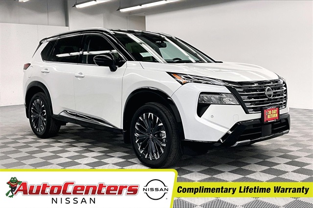 2025 Nissan Rogue Platinum's photo