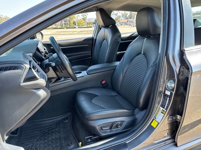 2024 Toyota Camry SE photo 4