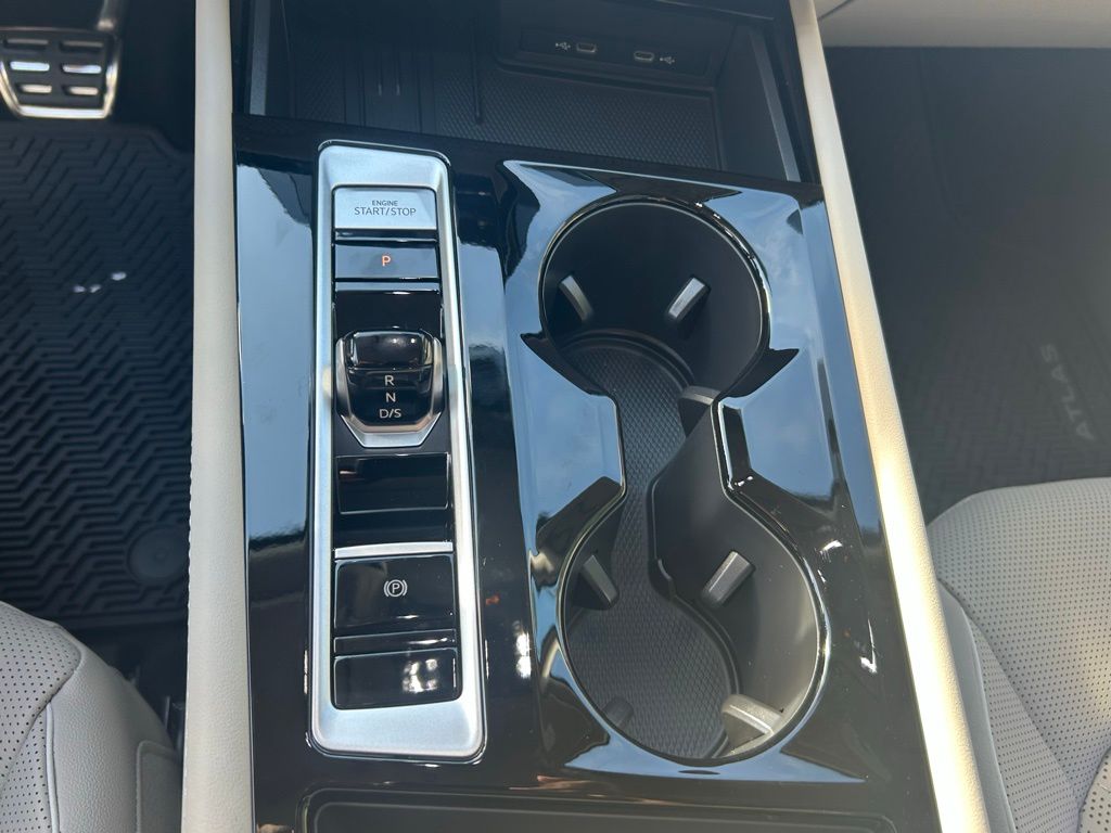 2026 Volkswagen Atlas SEL Premium R-Line photo 51