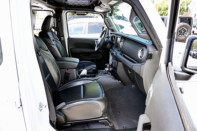2022 Jeep Wrangler Unlimited Sahara 4xe photo 12