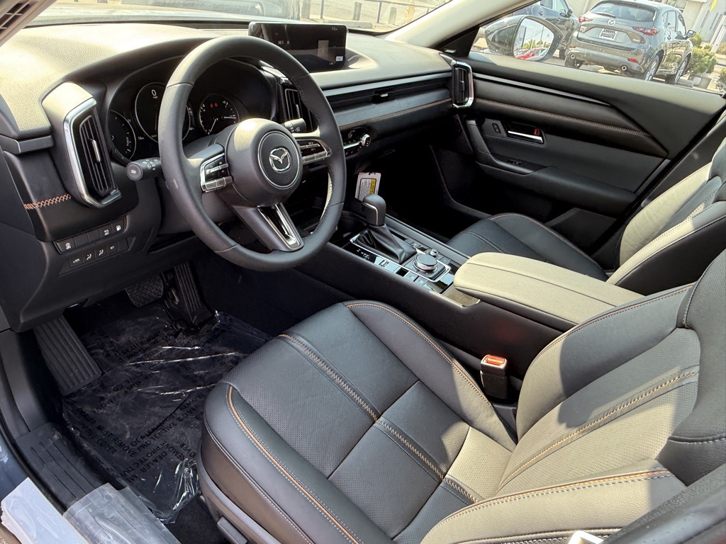2025 Mazda CX-50 Premium Plus photo 6