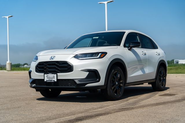 2026 Honda HR-V Sport photo 3