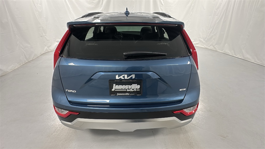 2025 Kia Niro EX Touring photo 4