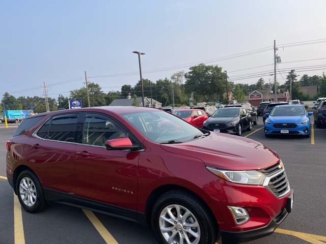 2020 Chevrolet Equinox LT photo 3
