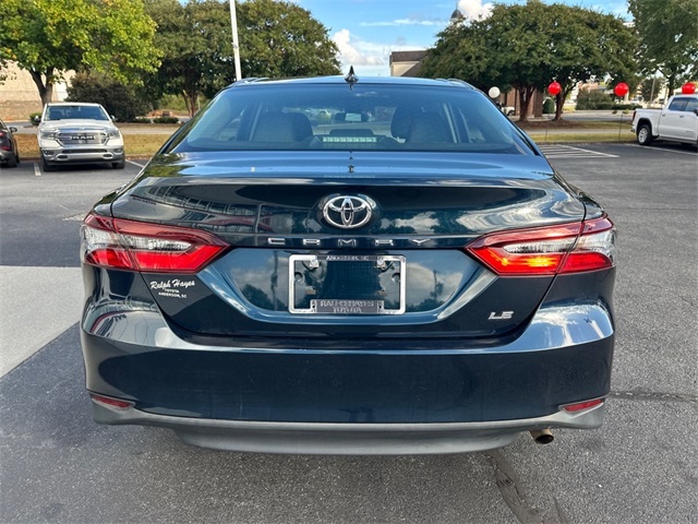 2021 Toyota Camry LE photo 4