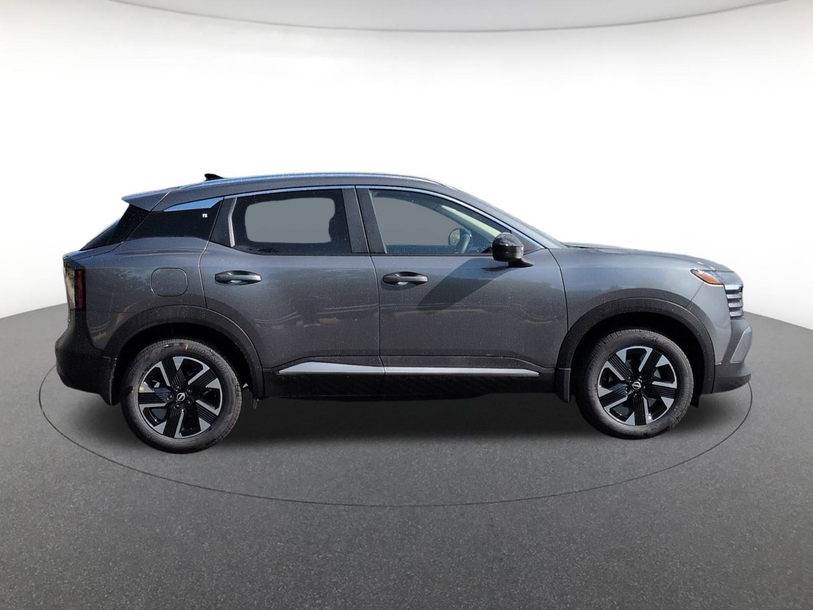 2026 Nissan Kicks SV photo 4