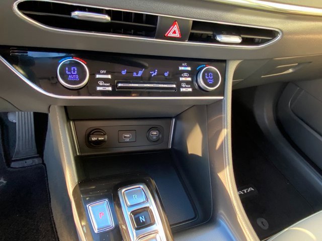 2021 Hyundai Sonata SEL photo 17