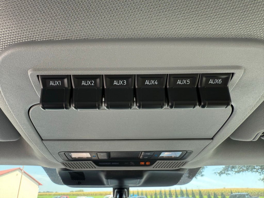 2026 Ford F-350 photo 25