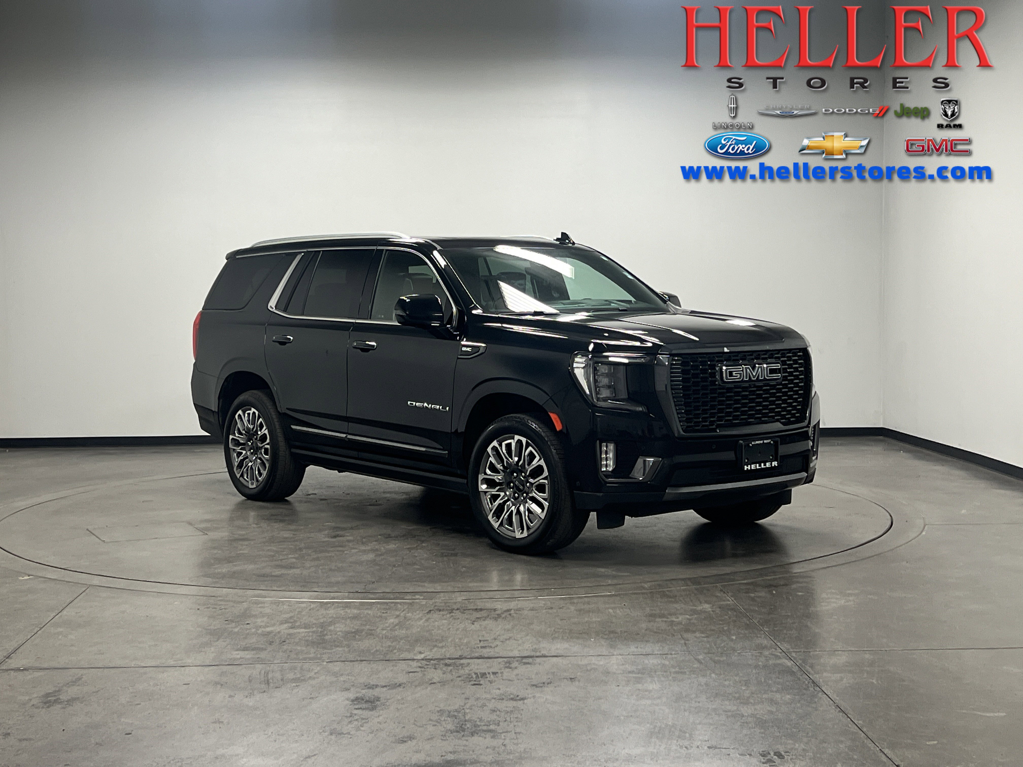 Used 2024 Black GMC Denali Ultimate image 1