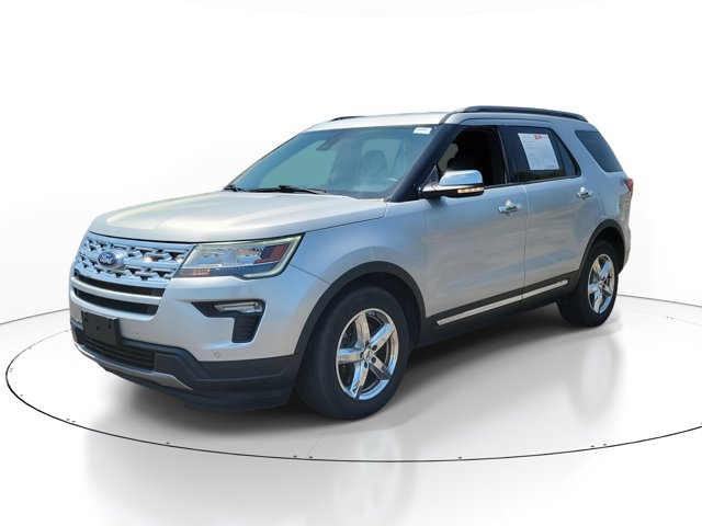 2019 Ford Explorer XLT photo 2