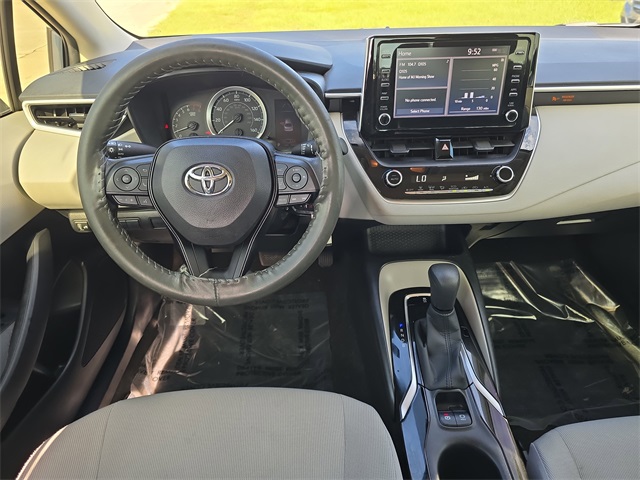 2020 Toyota Corolla LE photo 10